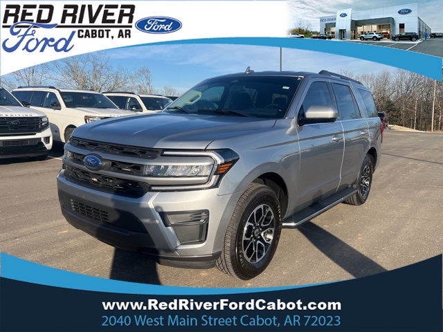 2023 Ford Expedition XLT's photo