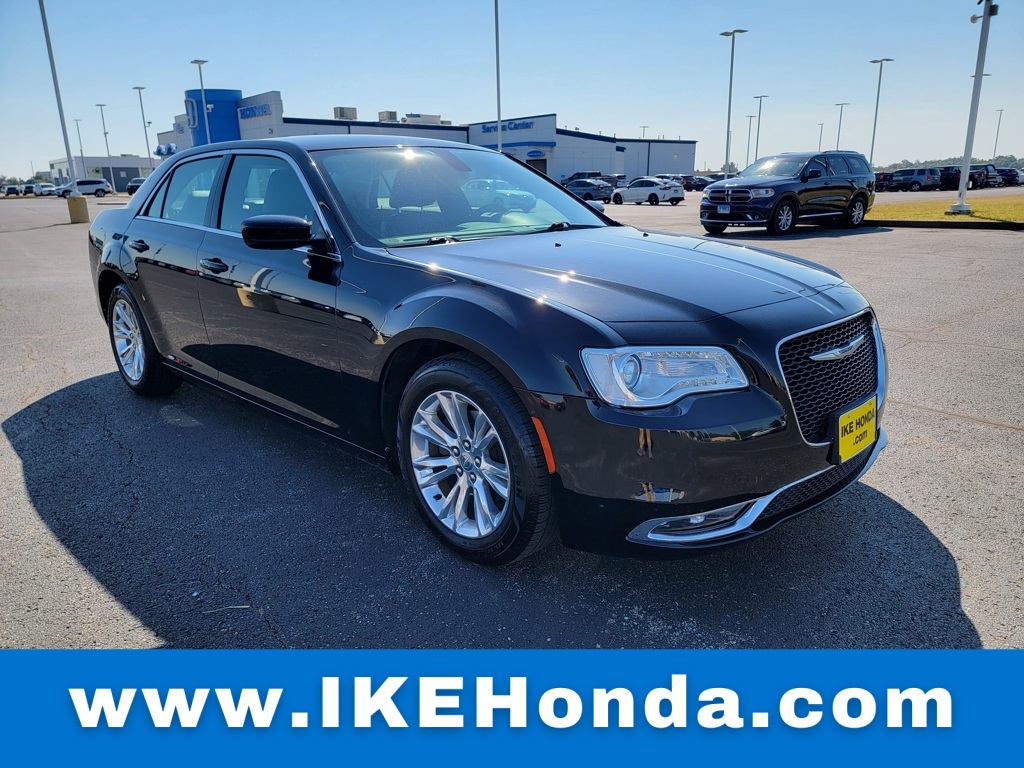 2020 Chrysler 300