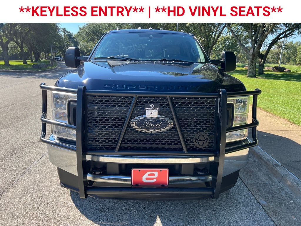 2021 Ford F-250 XL photo 2