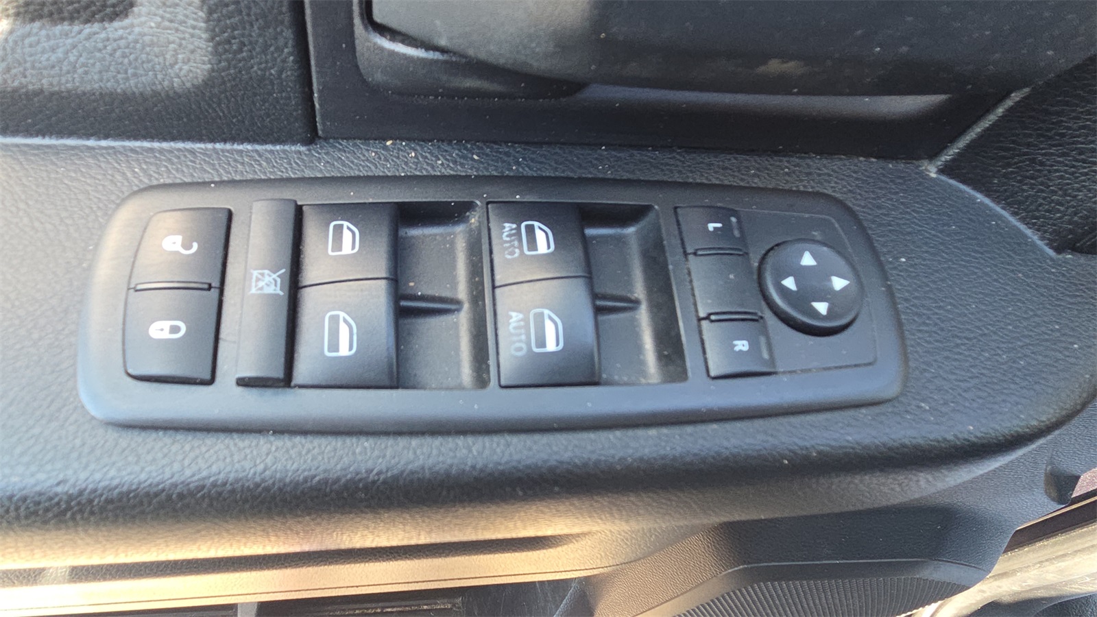 2018 Ram 1500 Tradesman photo 19