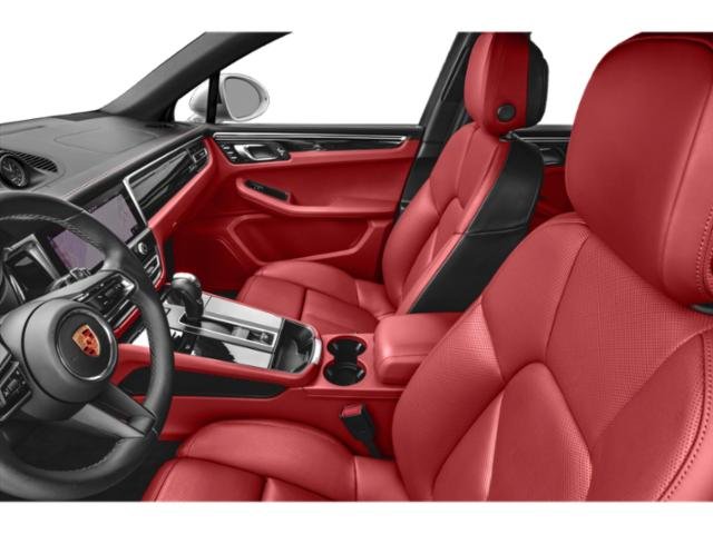 2026 Porsche Macan T photo 9