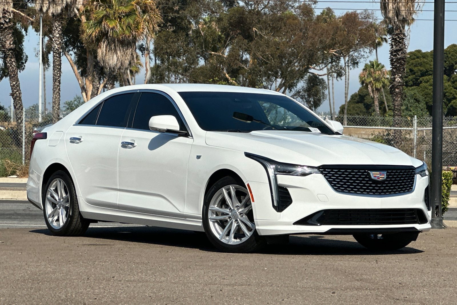 2024 Cadillac CT4 Luxury photo 2