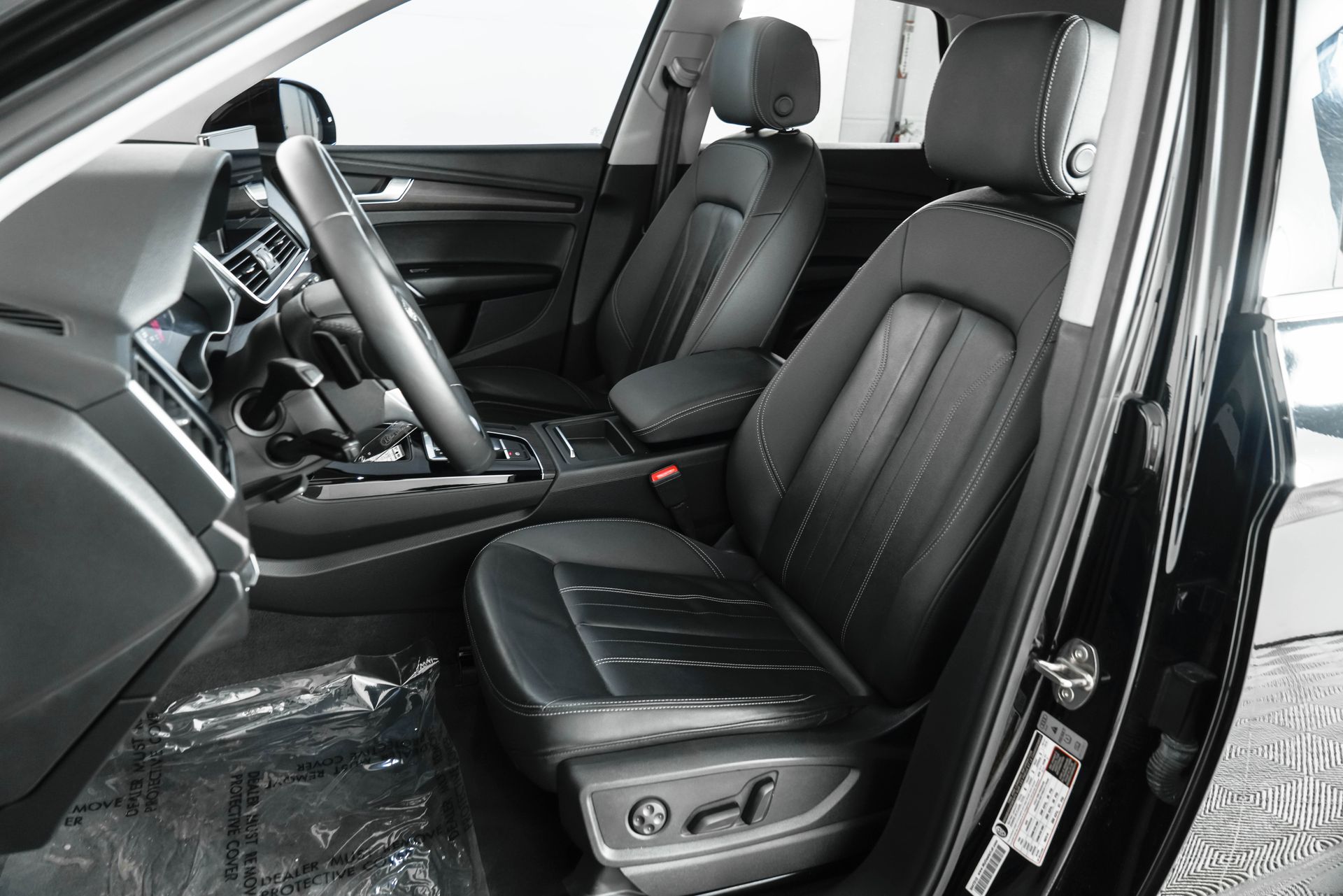 2021 Audi Q5 45 Premium photo 11