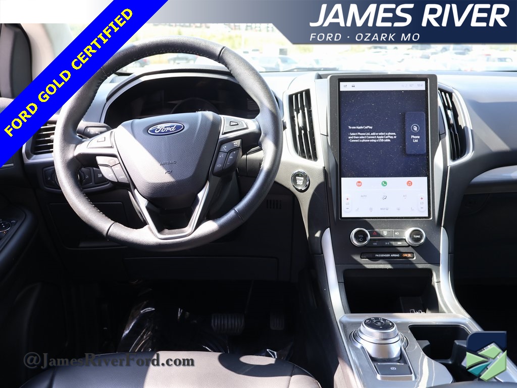 2024 Ford Edge SEL photo 16