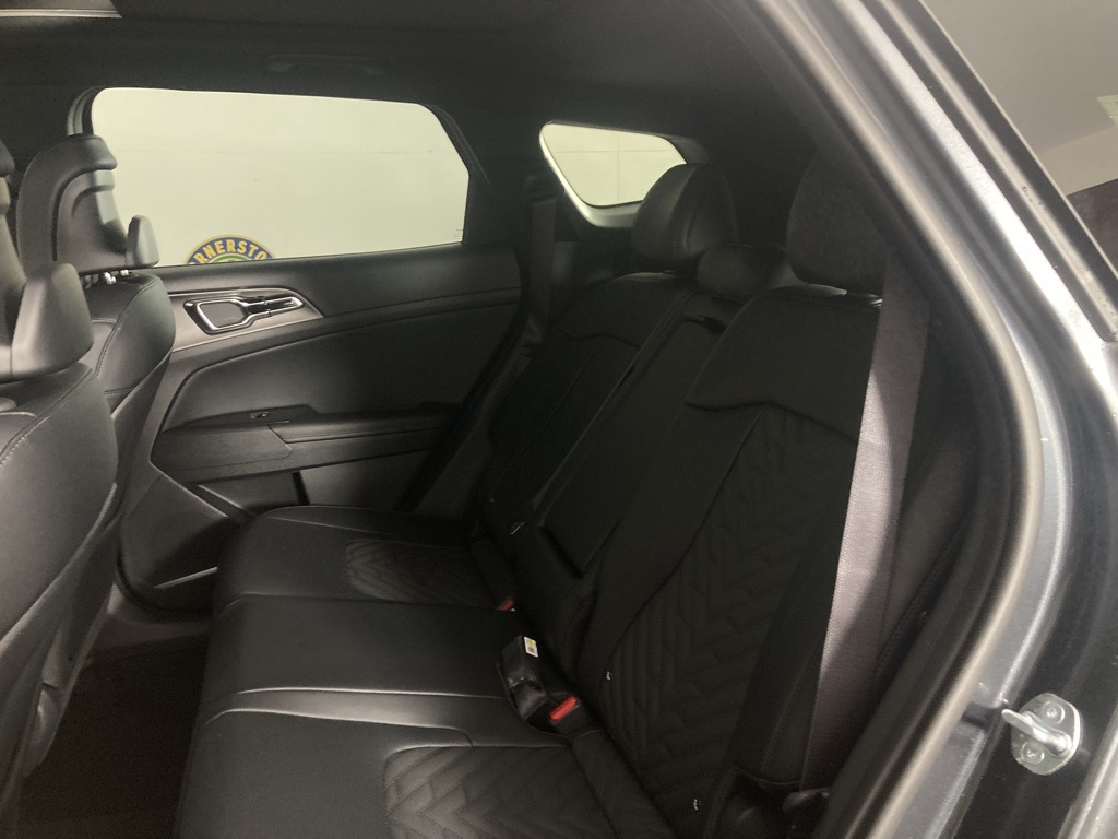 2026 Kia Sportage Hybrid X-Line photo 4