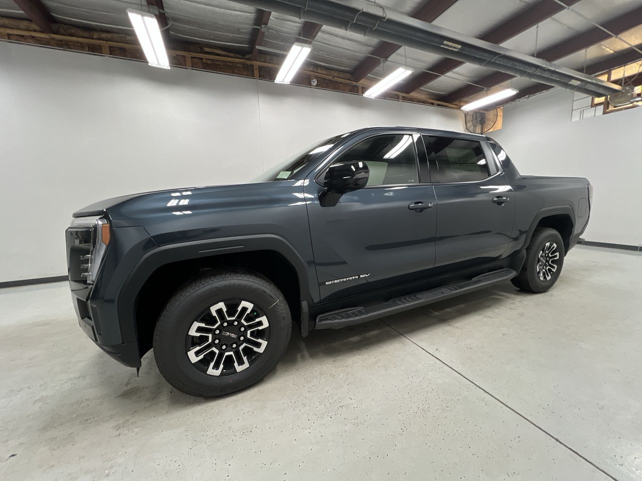 2026 Gmc Sierra Elevation photo 4