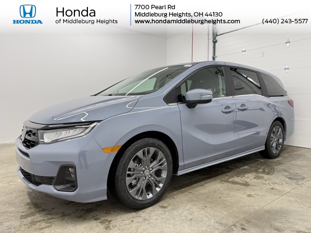2026 Honda Odyssey Touring's photo