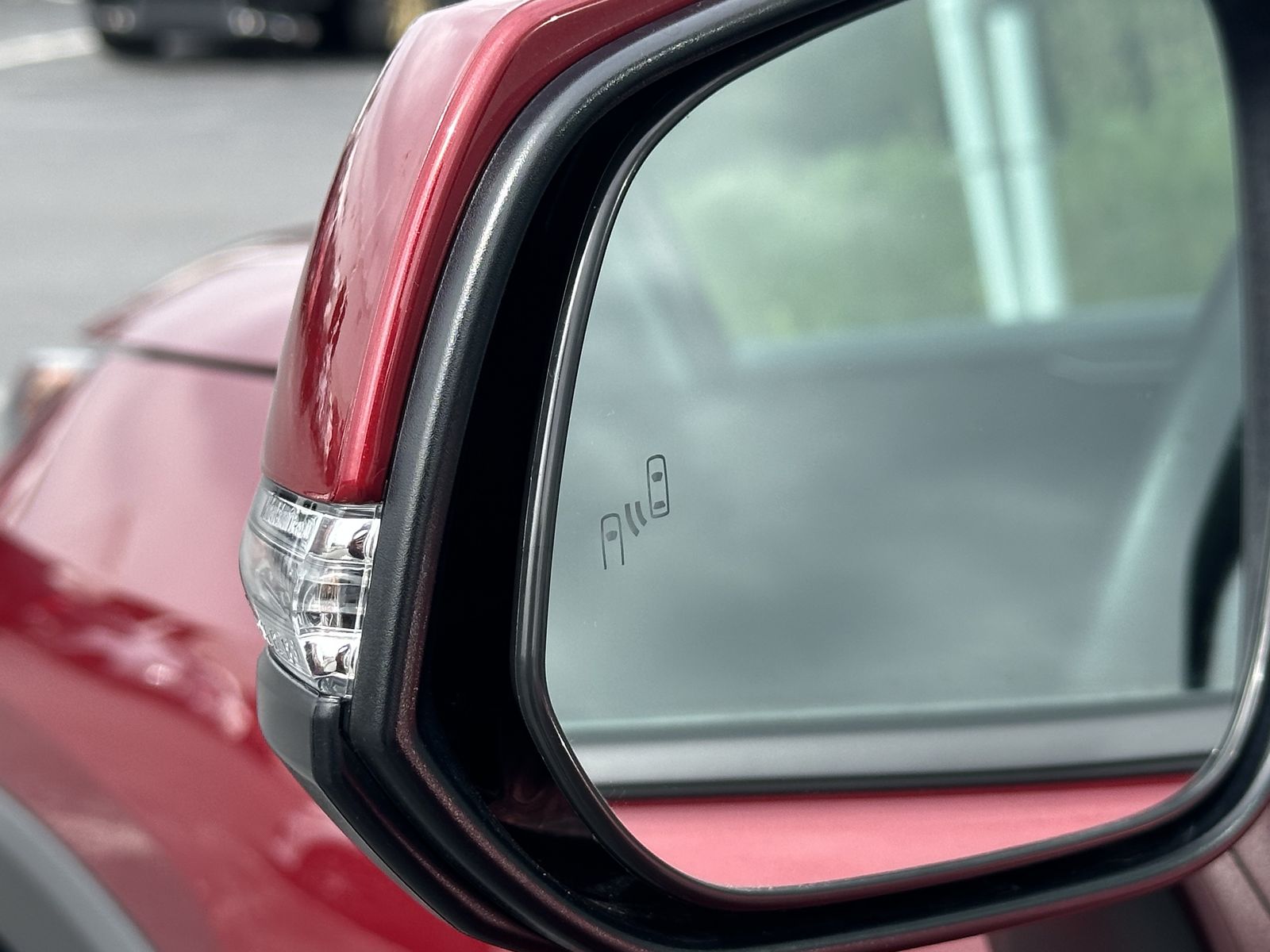2024 Toyota RAV4 XLE Premium photo 23