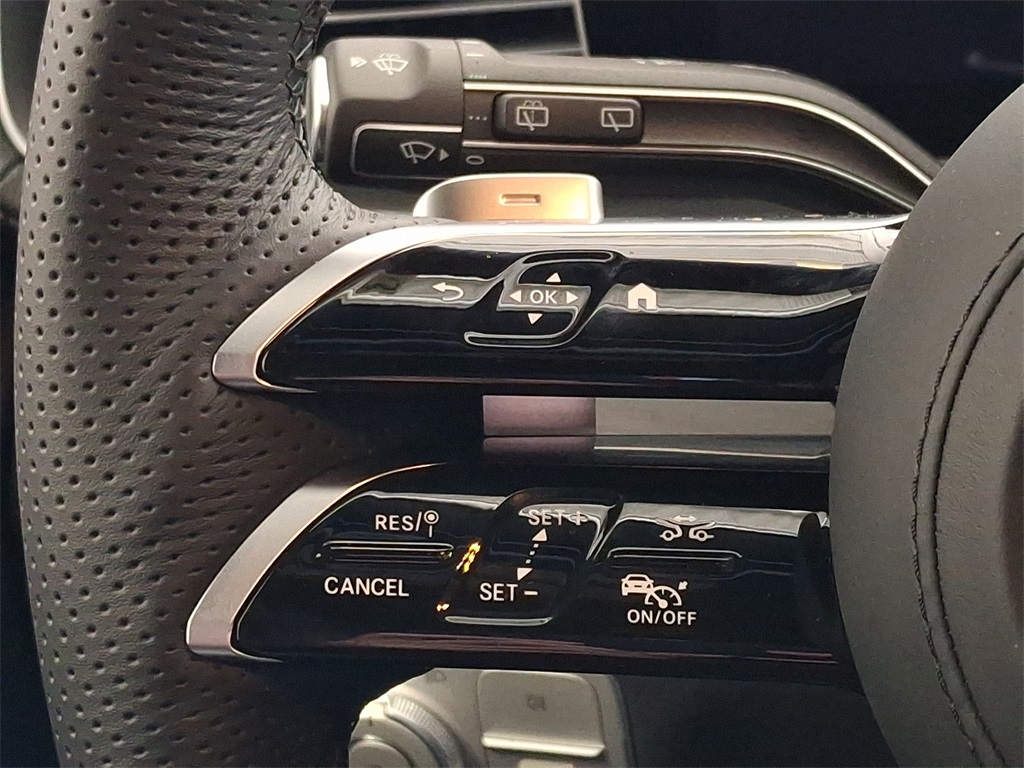 2025 Mercedes Benz GLS 450 4MATIC photo 15