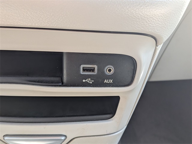 2017 Chrysler Pacifica Touring L photo 19