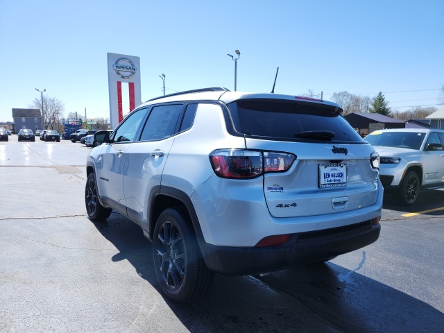 2025 Jeep Compass Latitude photo 5