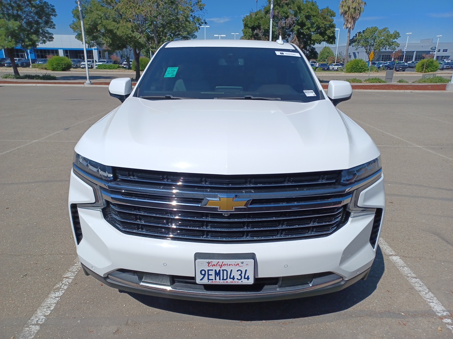 2021 Chevrolet Tahoe LT photo 2