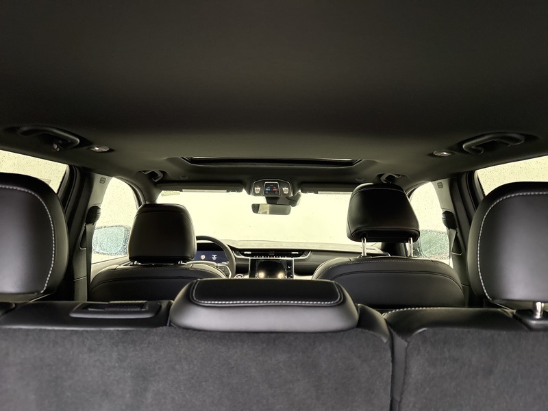 2025 Jeep Grand Cherokee Altitude photo 10