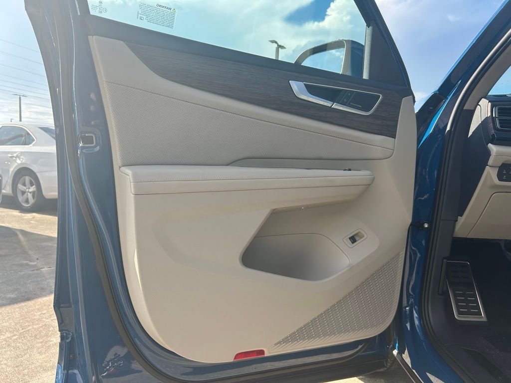 2026 Volkswagen Atlas SEL Premium R-Line photo 43