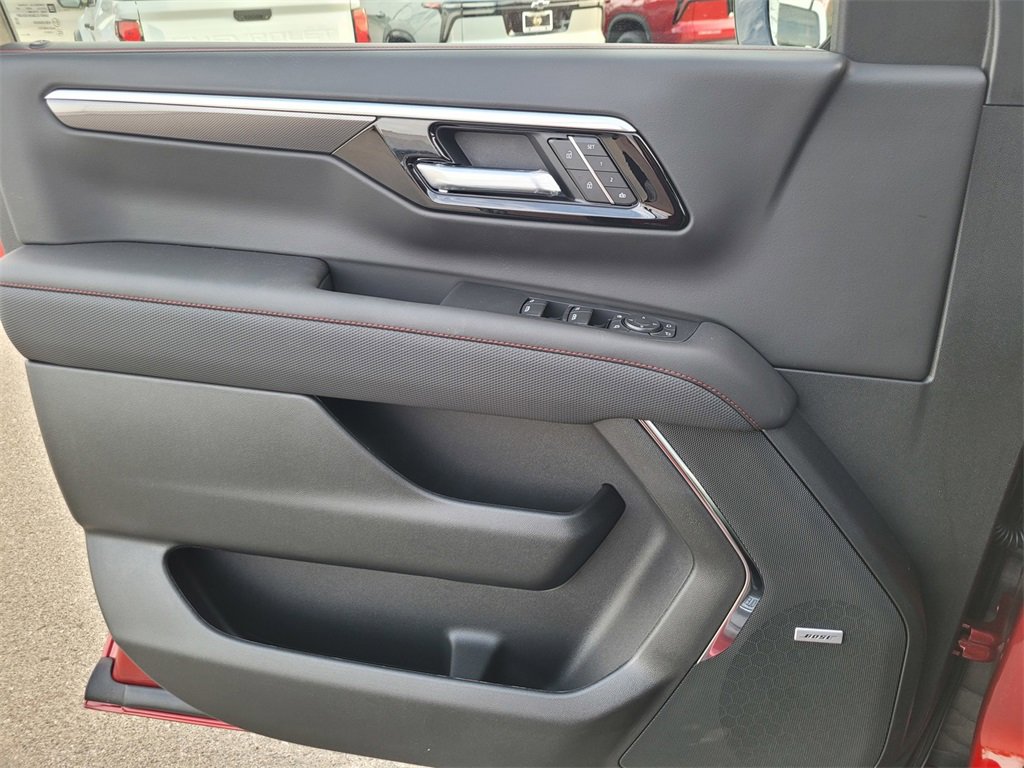 2025 Chevrolet Tahoe RST photo 25