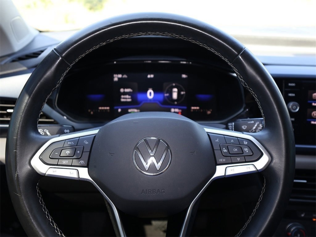 2022 Volkswagen Taos SE photo 16
