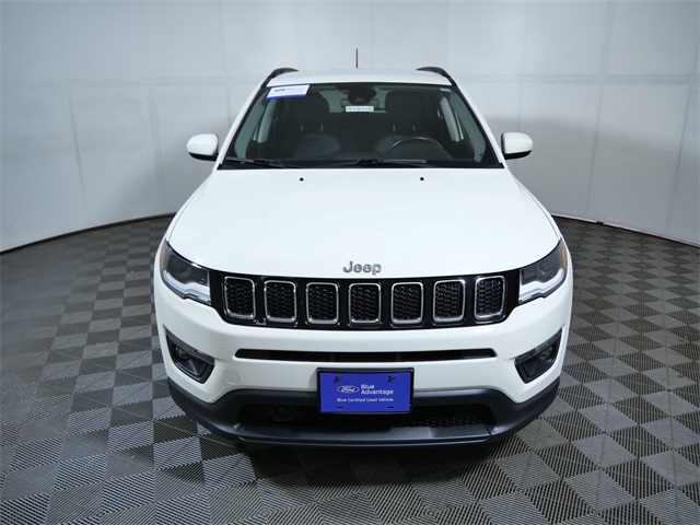 2019 Jeep Compass Latitude photo 2