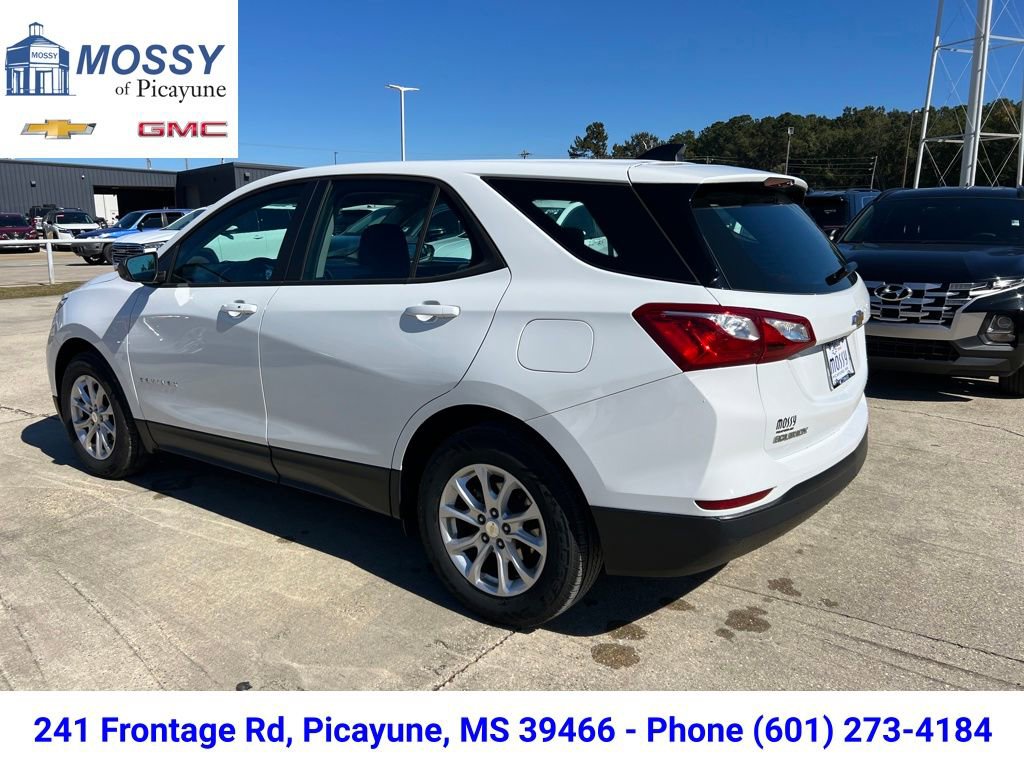 2020 Chevrolet Equinox LS photo 3