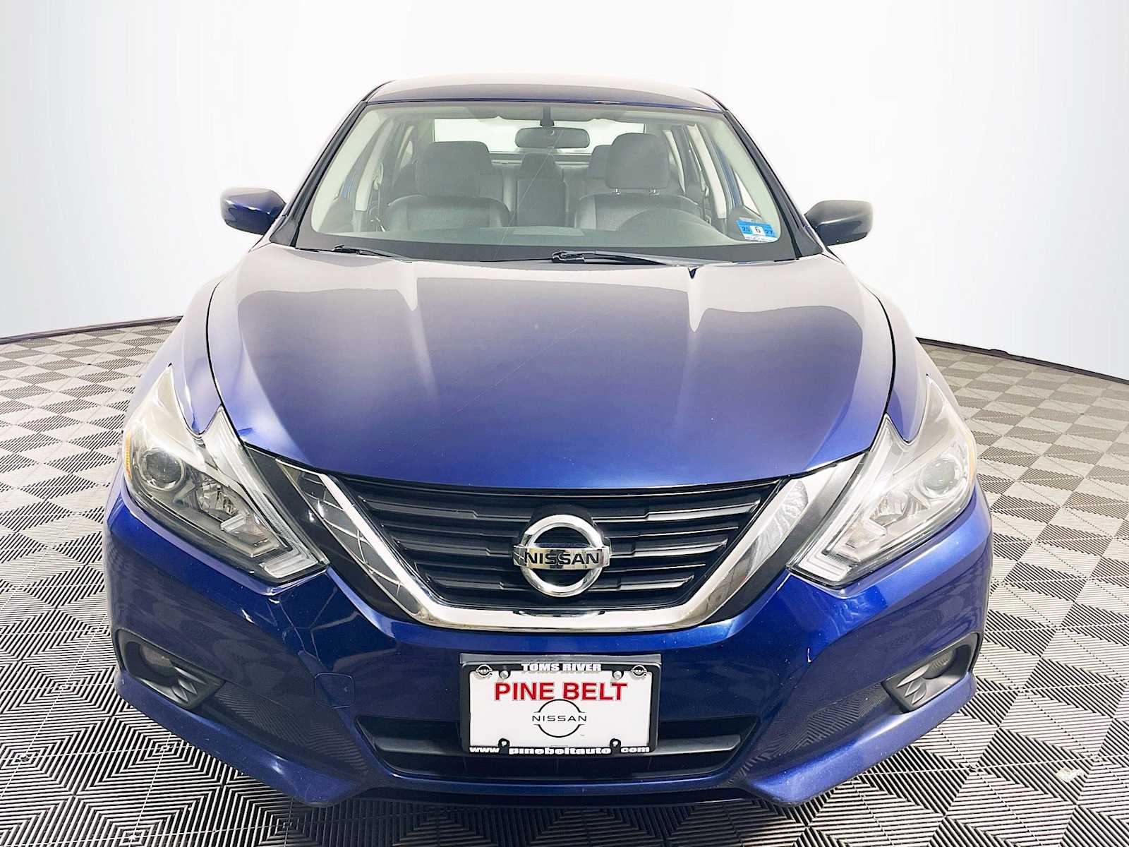 2018 Nissan Altima 2.5 SR photo 2