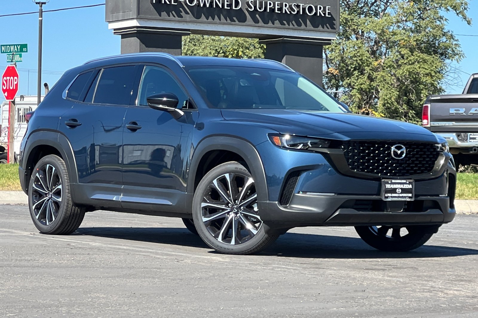 2025 Mazda CX-50 2.5 Premium Plus photo 2