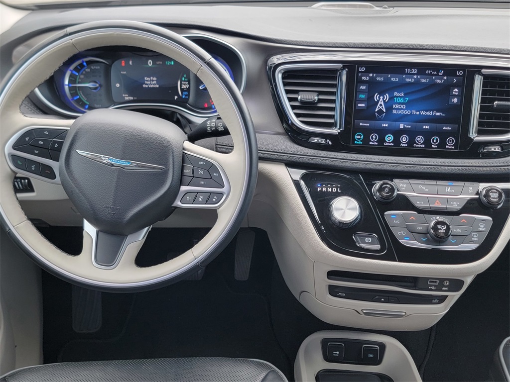 2018 Chrysler Pacifica Hybrid Limited photo 18