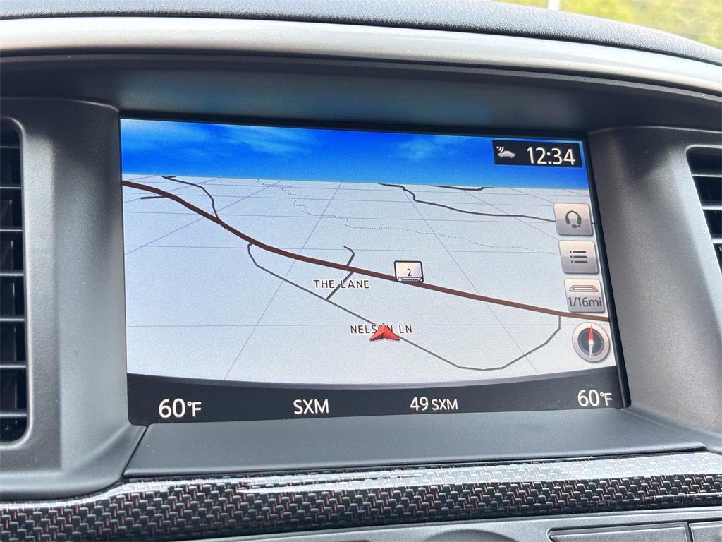 2019 Nissan Pathfinder SL photo 16