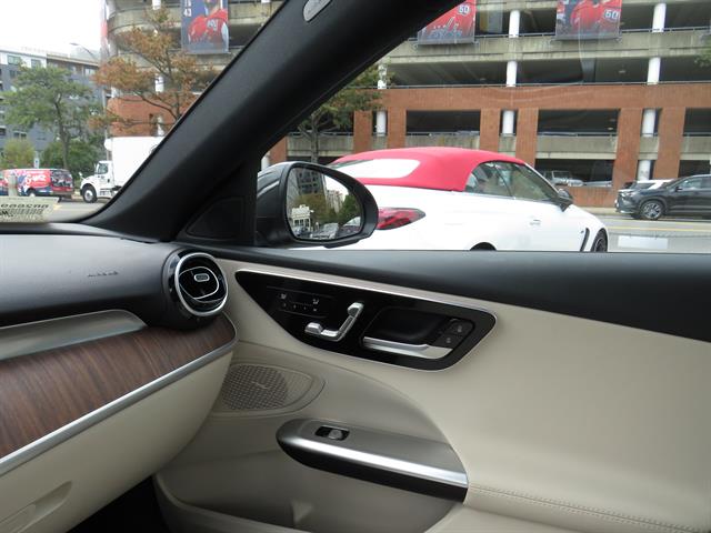 2025 Mercedes Benz C 300 4MATIC photo 16