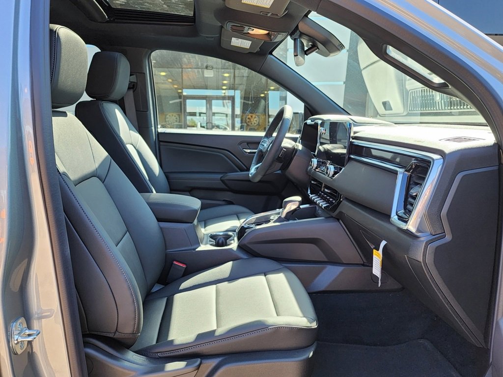2025 Gmc Canyon Elevation photo 38