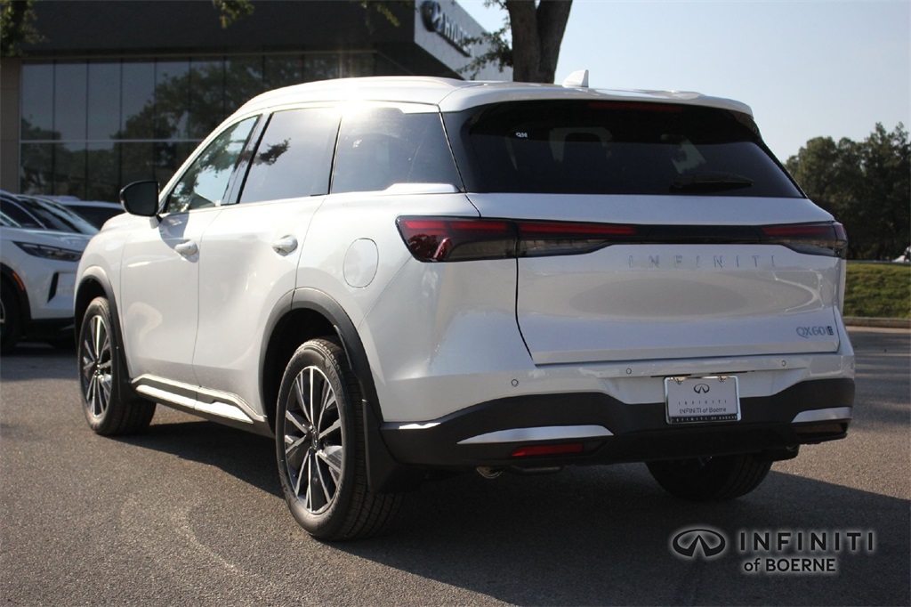 2026 Infiniti QX60 Luxe AWD photo 5