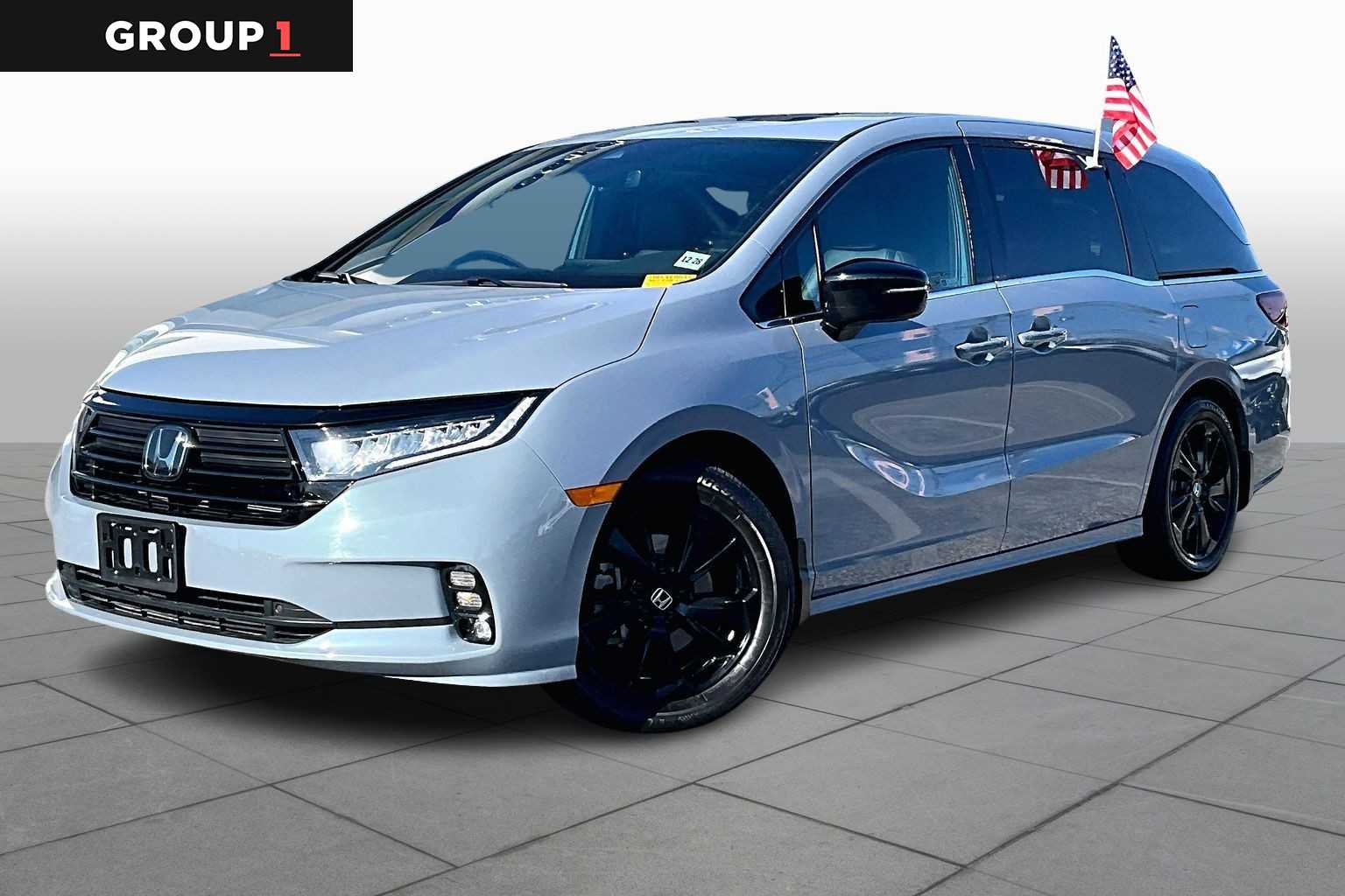 2024 Honda Odyssey SPORT's photo
