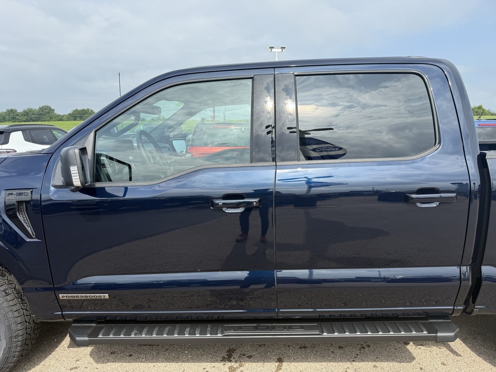 2025 Ford F-150 XLT photo 33