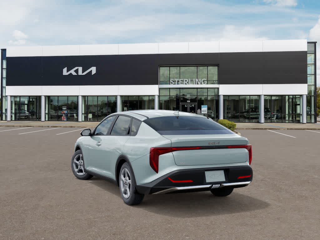 2025 Kia K4 LXS photo 4