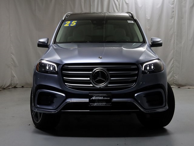 2025 Mercedes Benz GLS 450 4MATIC photo 5