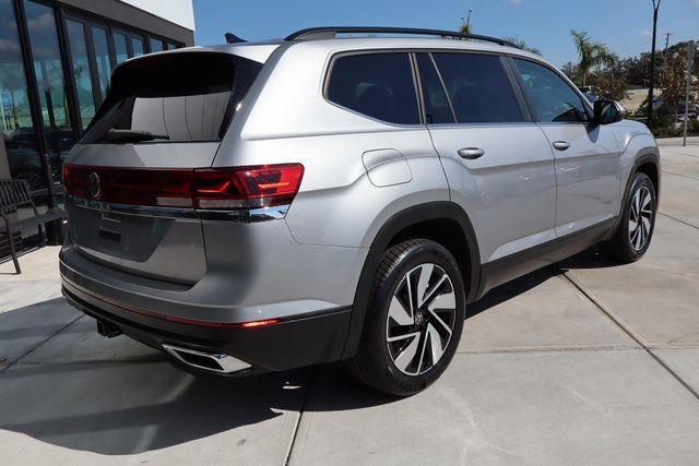 2025 Volkswagen Atlas SE Technology photo 2