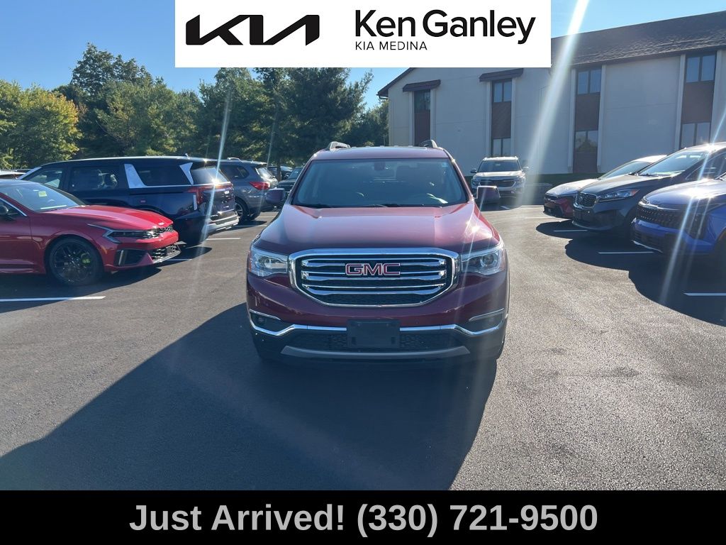 2017 Gmc Acadia SLT photo 2