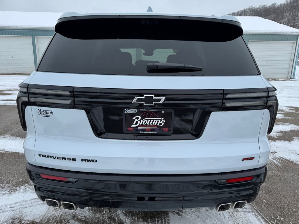 2026 Chevrolet Traverse RS photo 3