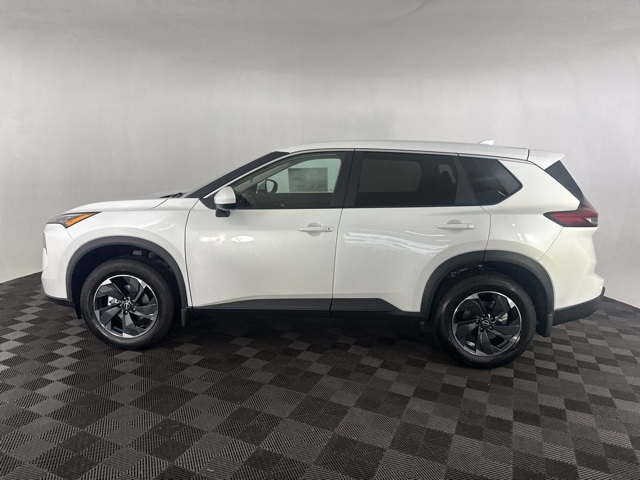 2026 Nissan Rogue SV photo 3