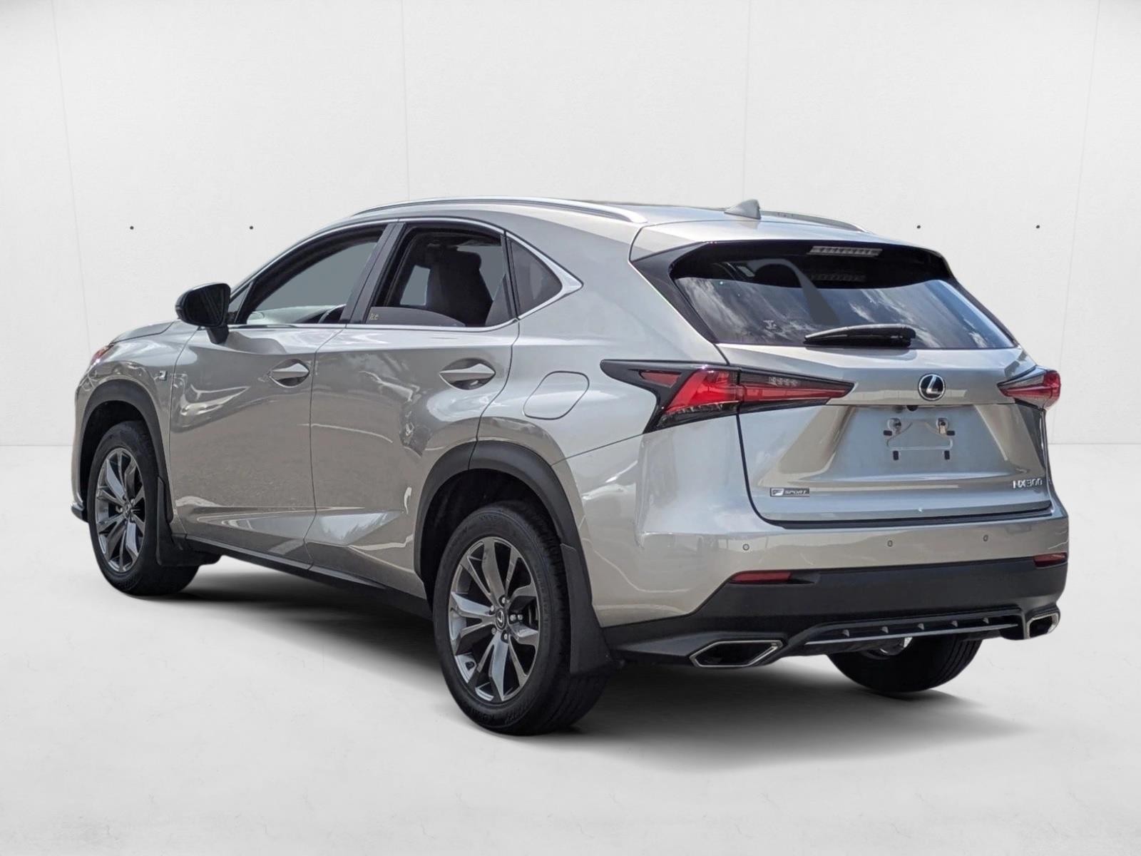 2021 Lexus NX 300 F SPORT photo 4
