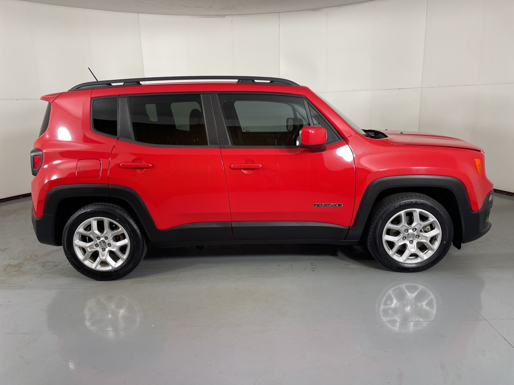 2016 Jeep Renegade Latitude photo 9