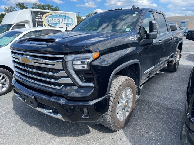 2025 Chevrolet Silverado 2500HD photo 4