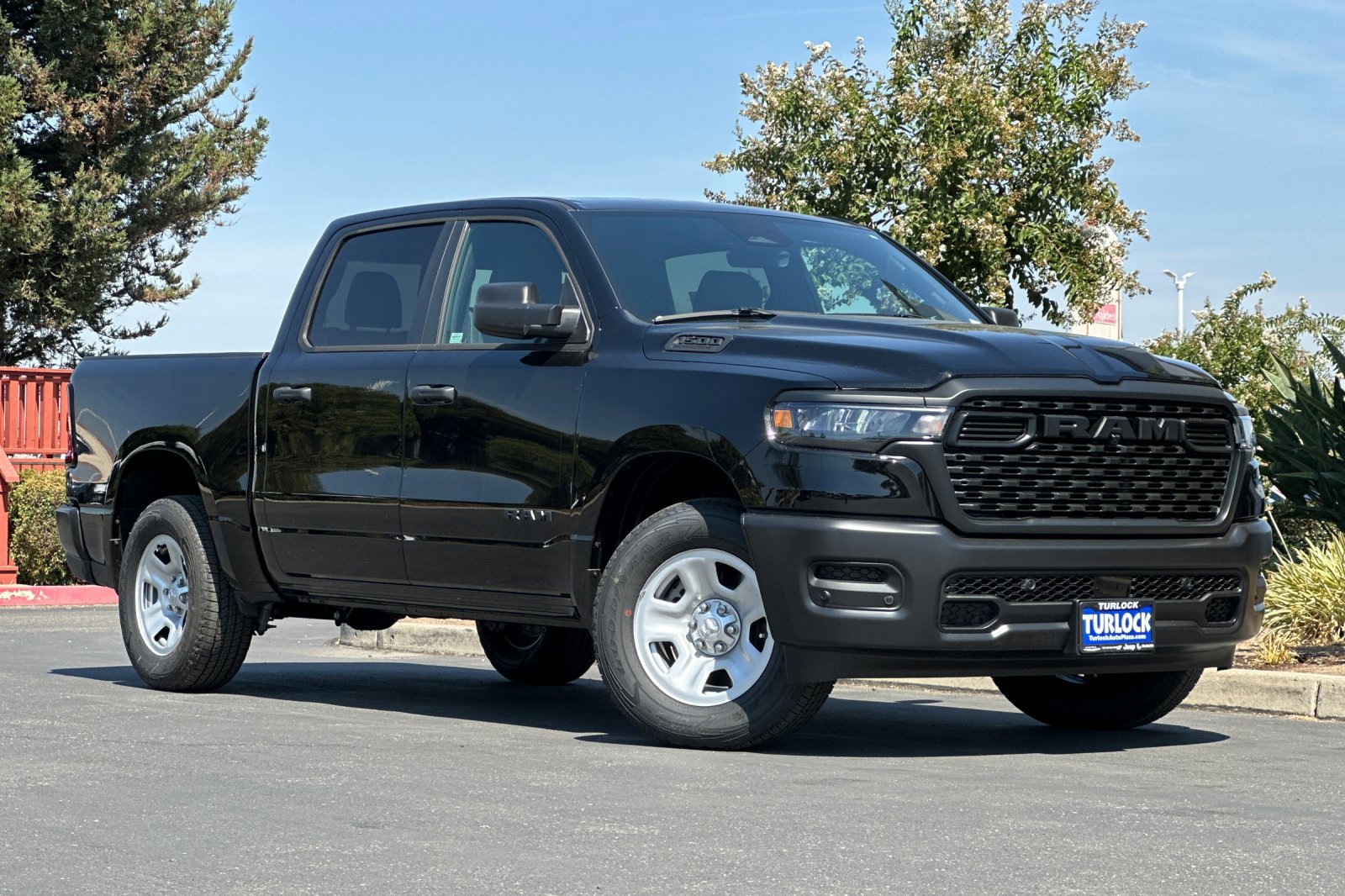 2026 Ram 1500 Tradesman photo 2