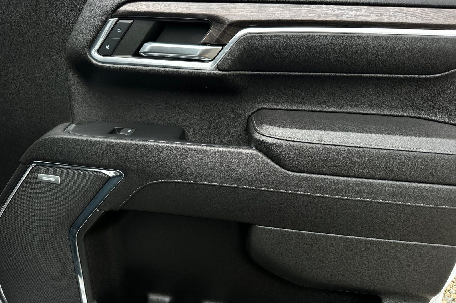2023 Chevrolet Silverado 1500 LTZ photo 28