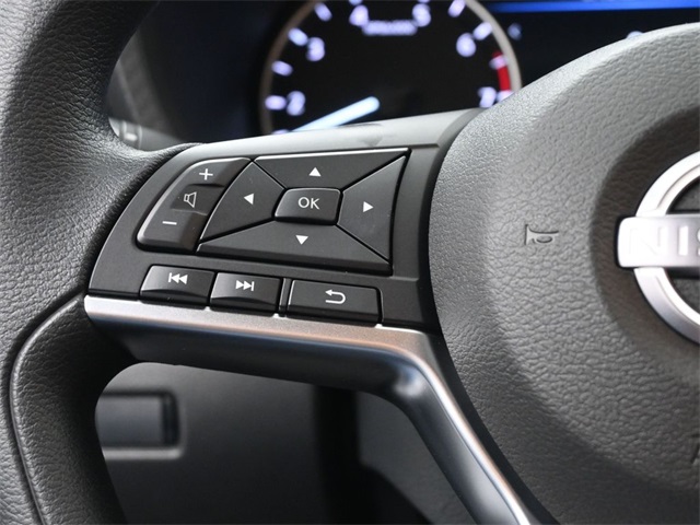 2025 Nissan Sentra SV photo 25