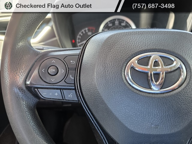 2020 Toyota Corolla LE photo 13