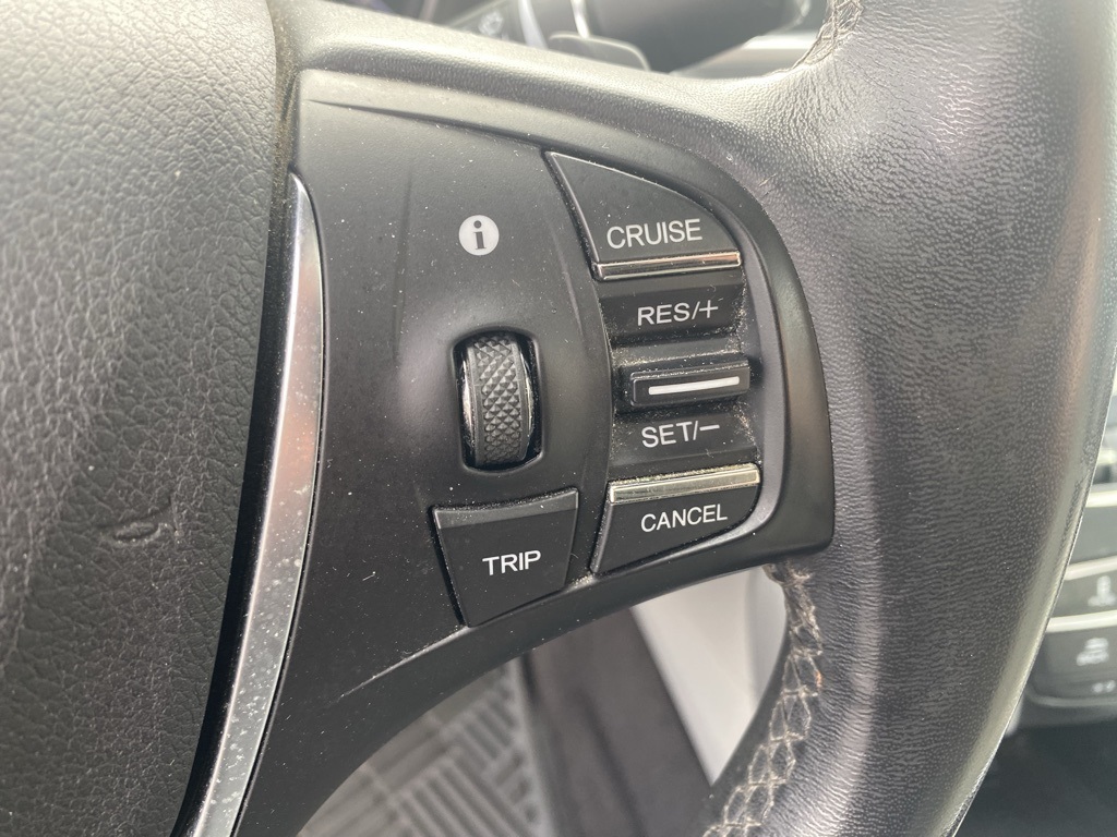 2015 Acura TLX photo 15