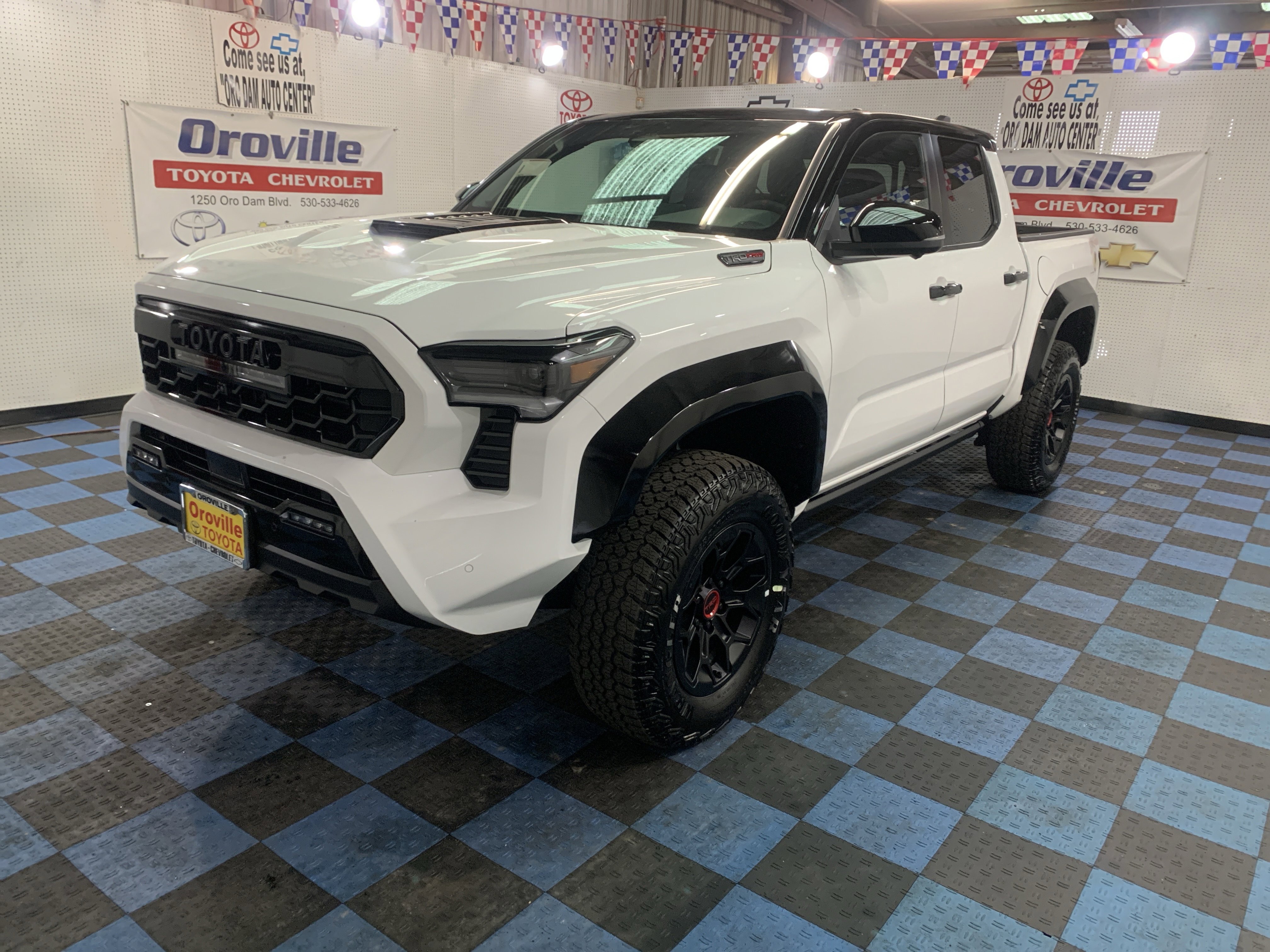 2025 Toyota Tacoma TRD Pro's photo