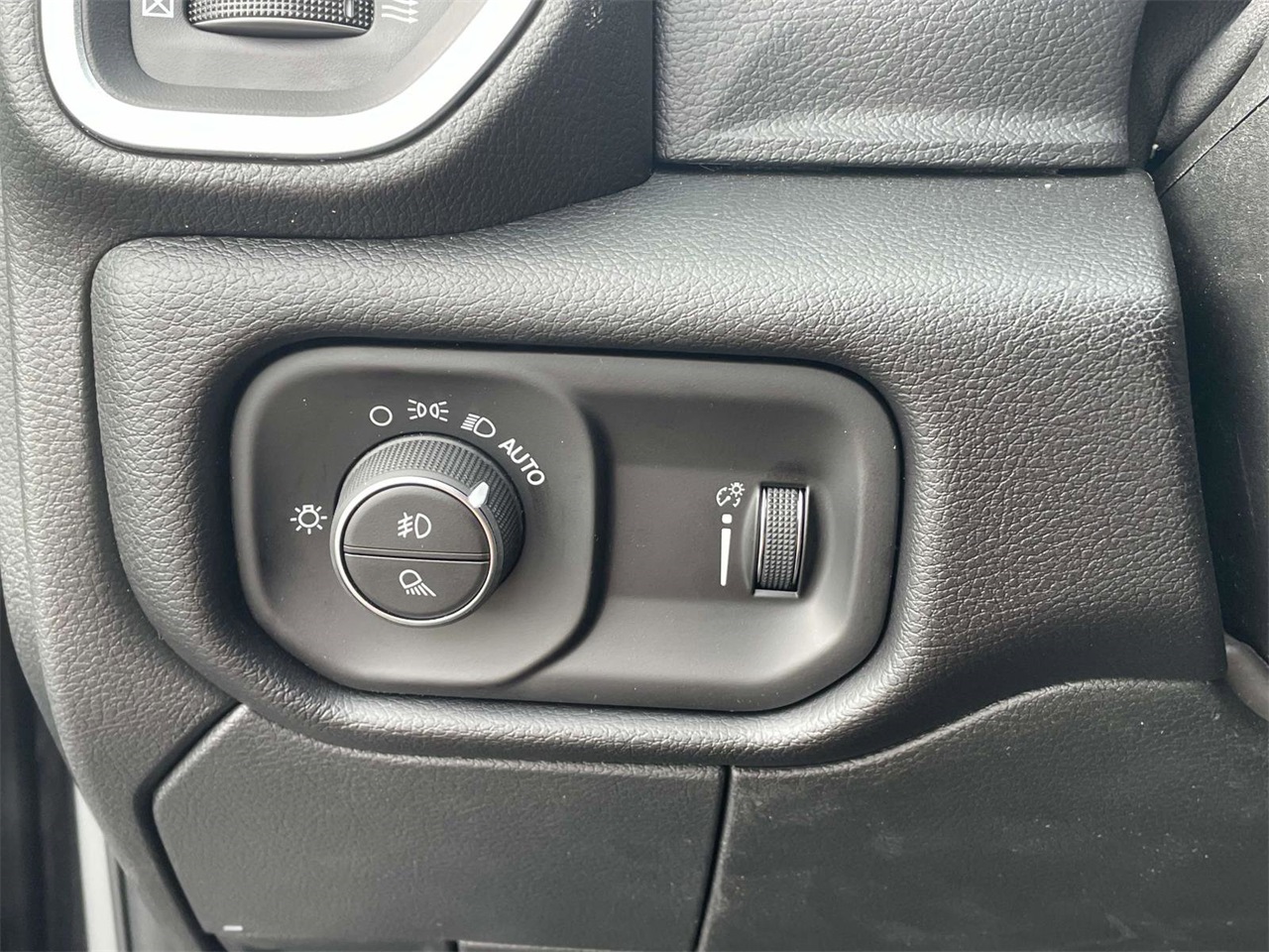 2026 Ram 2500 Big Horn photo 11