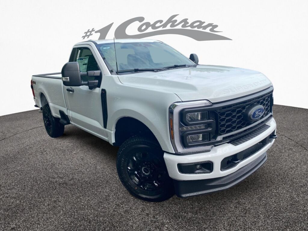 2025 Ford F-350 Super Duty XL's photo