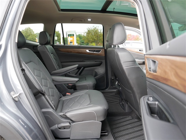 2025 Volkswagen Atlas SE Technology photo 20