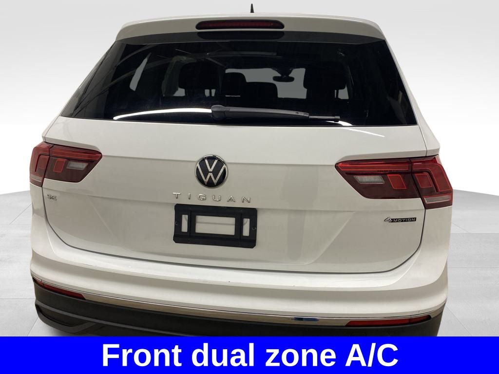 2022 Volkswagen Tiguan SE photo 3